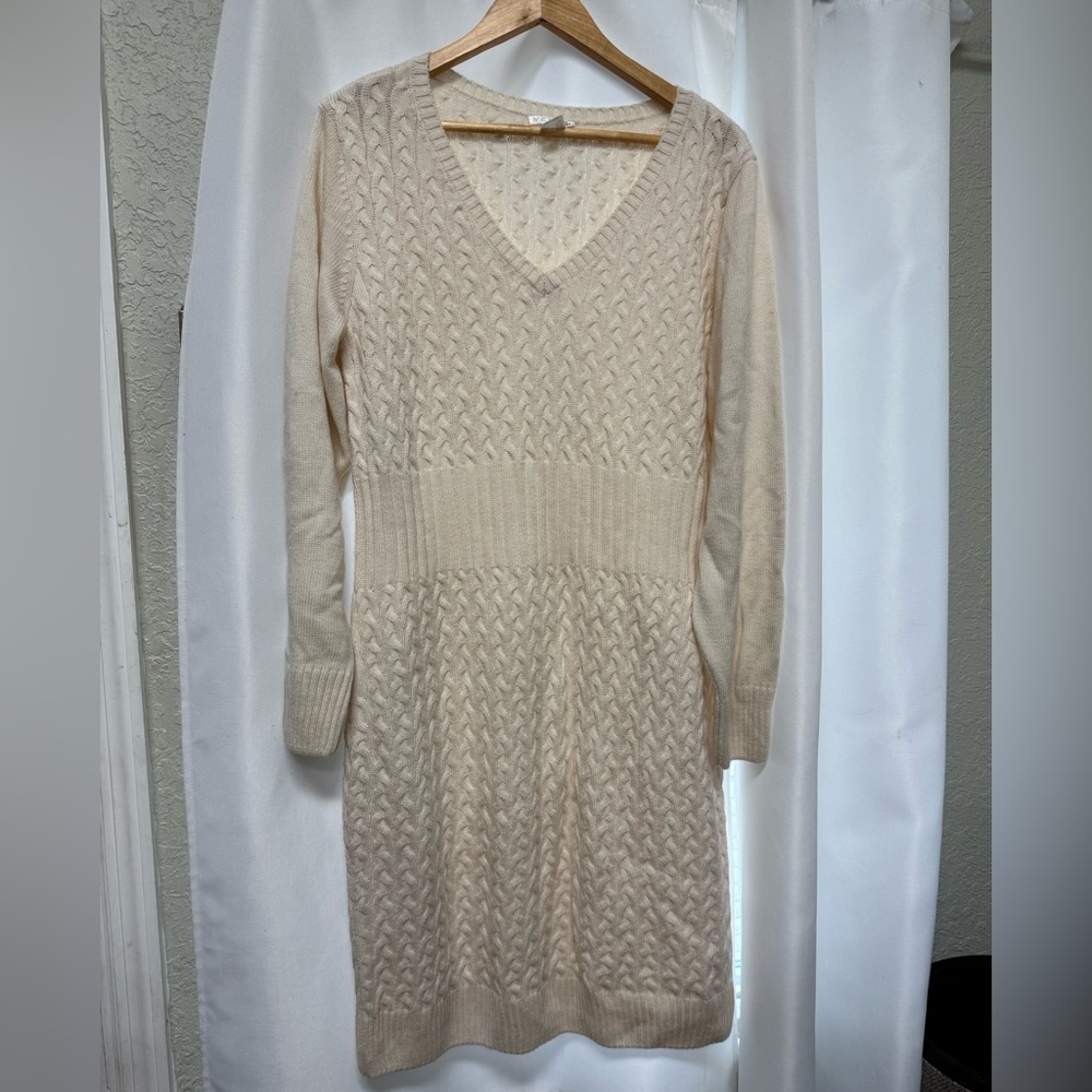 XL Cream knit knee length dress Venus